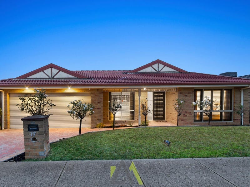 17 Trentham Way, Langwarrin, VIC 3910