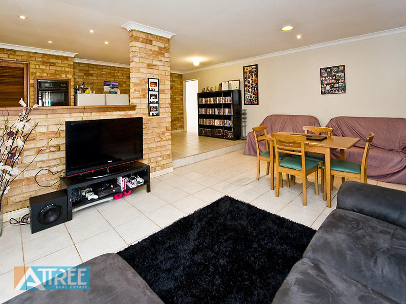 60 Regal Drive, Thornlie, WA 6108 Property Details