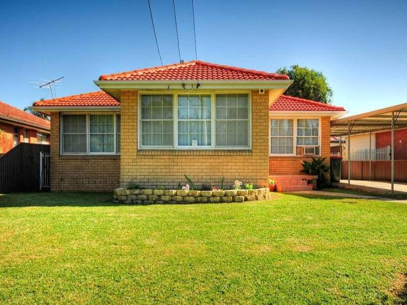 7 Memphis Cres, Toongabbie, NSW 2146