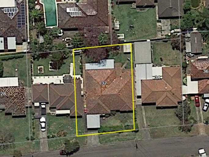 32 Lucas Avenue, Moorebank, NSW 2170 Property Details