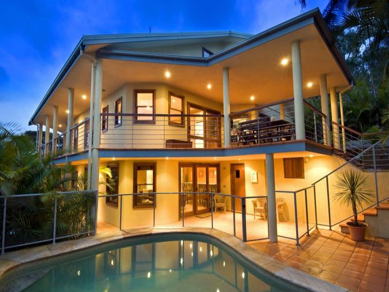 130 Wyadra Avenue, Freshwater, NSW 2096 Property Details