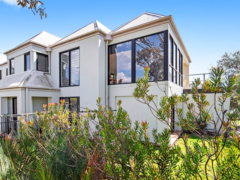 1/13 Coronation Drive, Broulee, NSW 2537