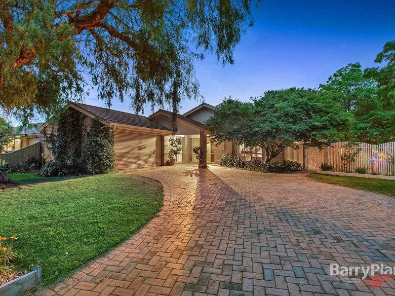 4 St Andrews Drive, Werribee, Vic 3030 Property Details