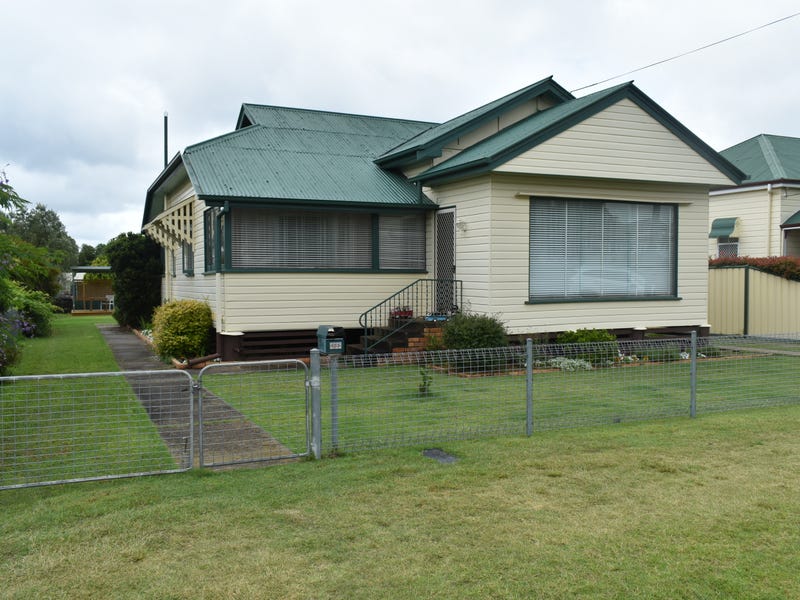 102 Albion Street, Warwick, Qld 4370 Property Details