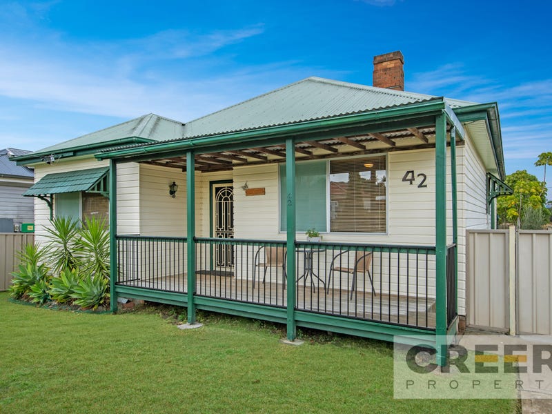 42 Sydney Street, Gateshead, NSW 2290 Property Details