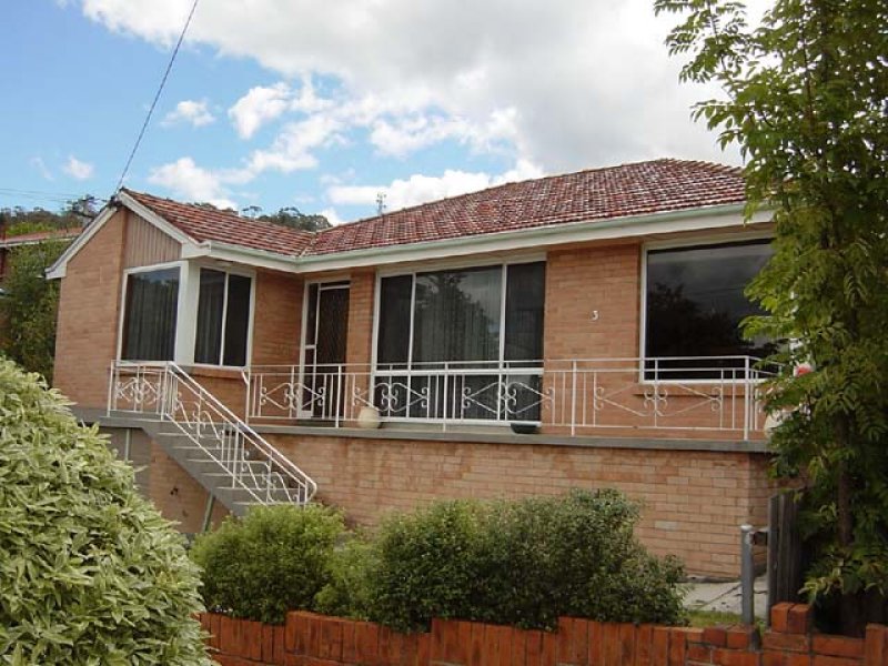 3 Connaught Place, West Launceston, TAS 7250