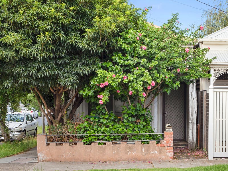 1 Latrobe Street, Footscray, Vic 3011 House for Sale