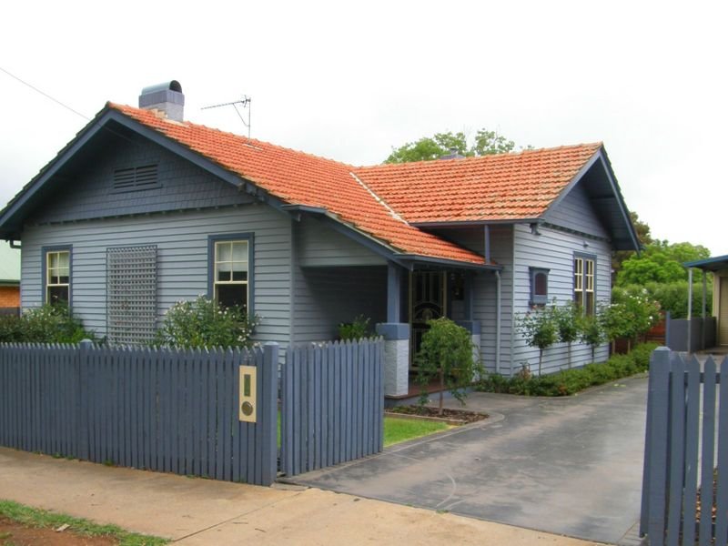 27 Foster Street, Maffra, VIC 3860