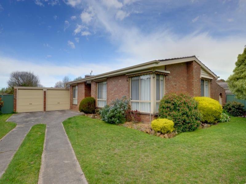 9 Windsor Avenue, Alfredton, Vic 3350 Property Details