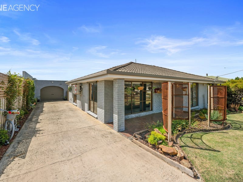 1 Greenway Avenue, Devonport, Tas 7310 Property Details