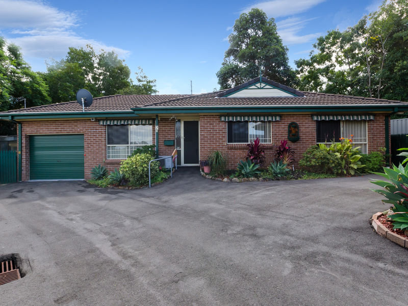 2/8a Wade Street, Figtree, NSW 2525 Property Details