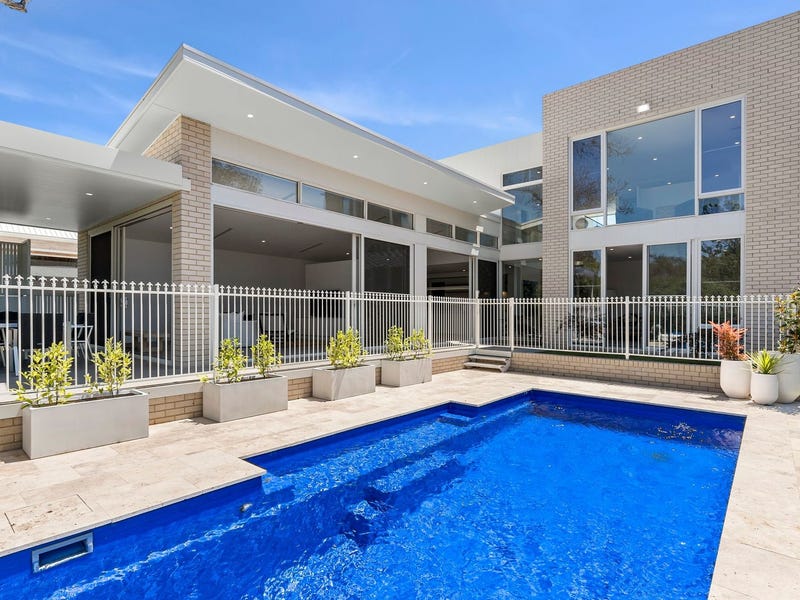 7 Normanby Crescent, Deakin, ACT 2600 House for Sale