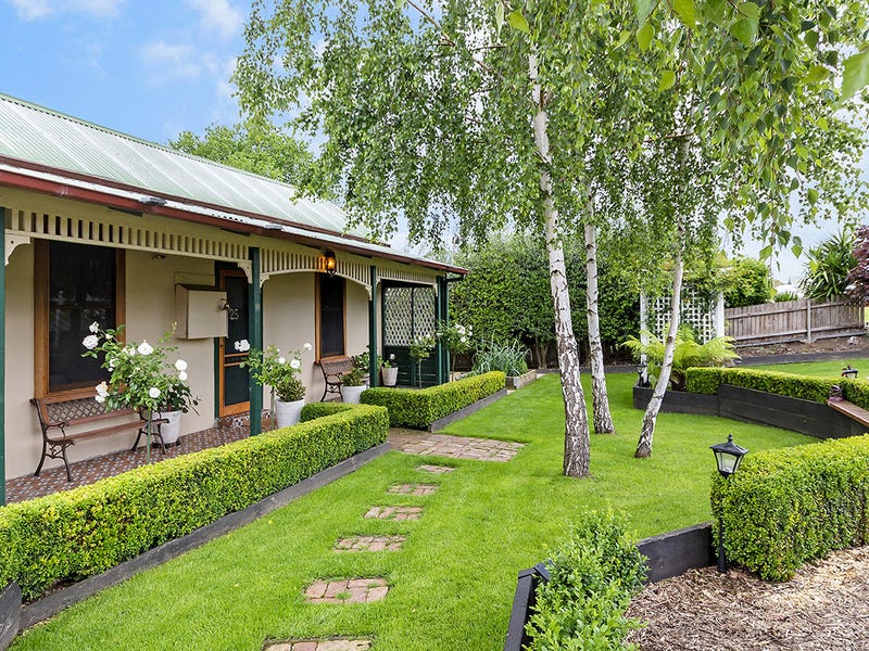 25 ZIEGLER Parade, Allansford, Vic 3277 Property Details