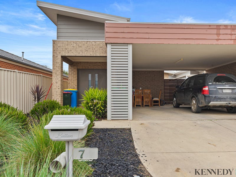 7 Wonga Place, Yarrawonga, Vic 3730 Property Details