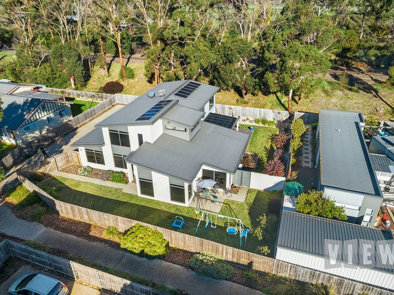 11 Whitegum Way, Turners Beach, TAS 7315