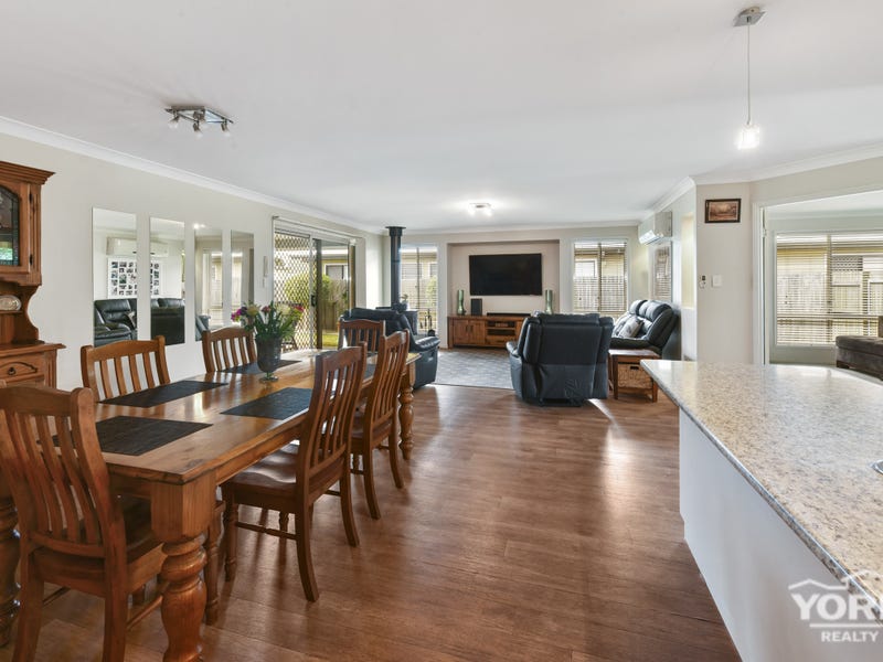 19 Ashford Drive, Wyreema, QLD 4352