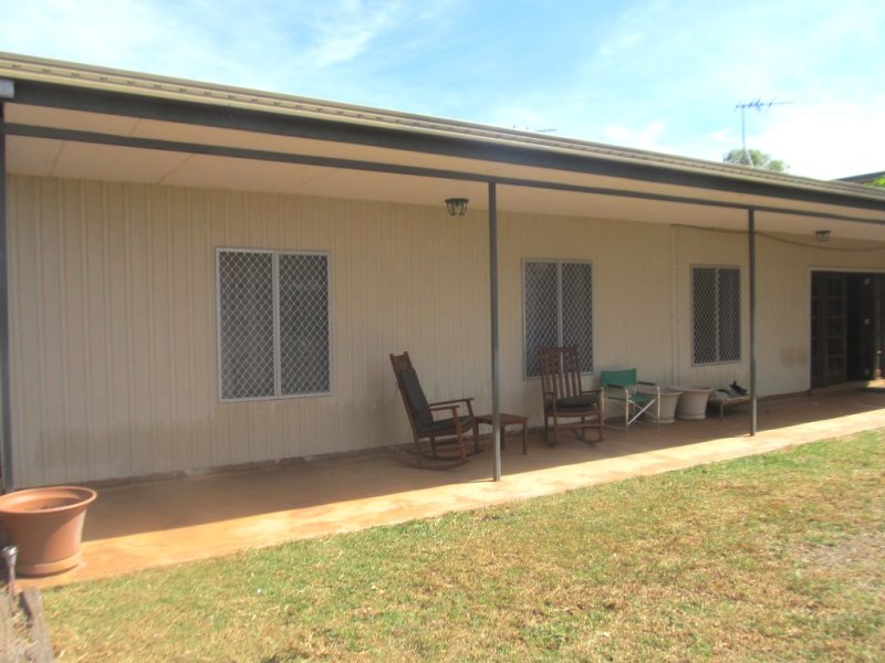 17 Meyers Street, Tennant Creek, NT 0860 17 Meyers Street, Tennant Creek, NT 0860