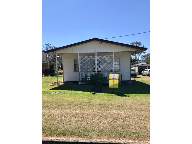 23 Bellambi Street, Toogoolawah, QLD 4313