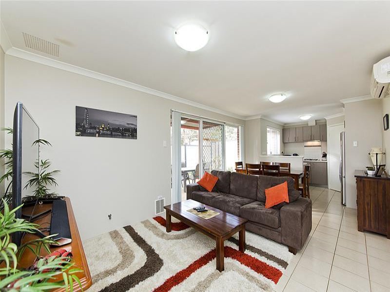17 41 43 Sixth Road Armadale WA 6112 Property Details