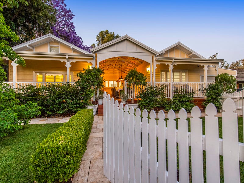 2 Water Street, Guildford, WA 6055