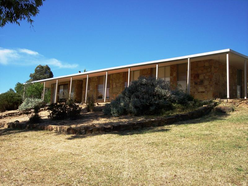 31A MIDLAND HWY, Guildford, Vic 3451 Property Details