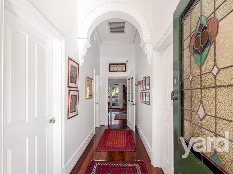 32 Thompson Road, North Fremantle, WA 6159