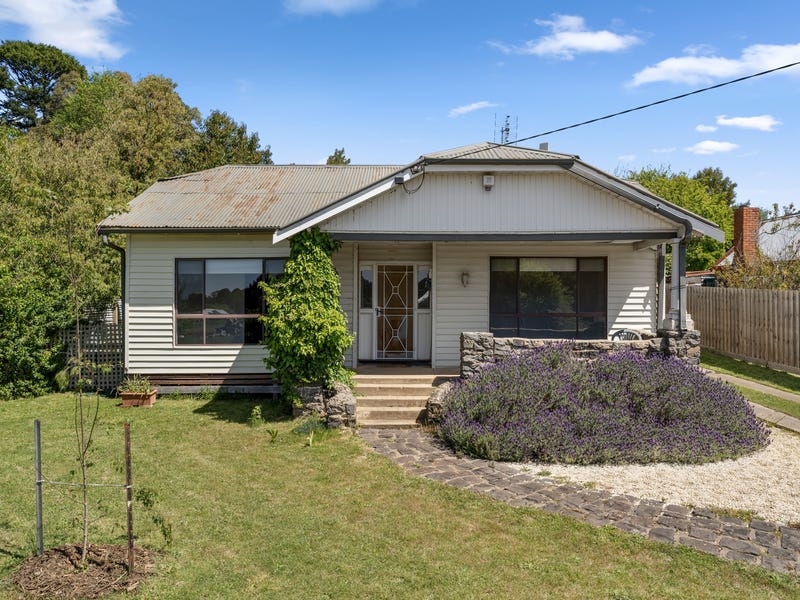 3 Victoria Street, Trentham, Vic 3458 House for Sale