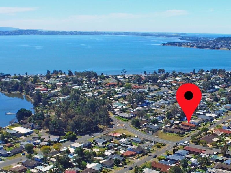 2/78 Barton Street, Oak Flats, NSW 2529