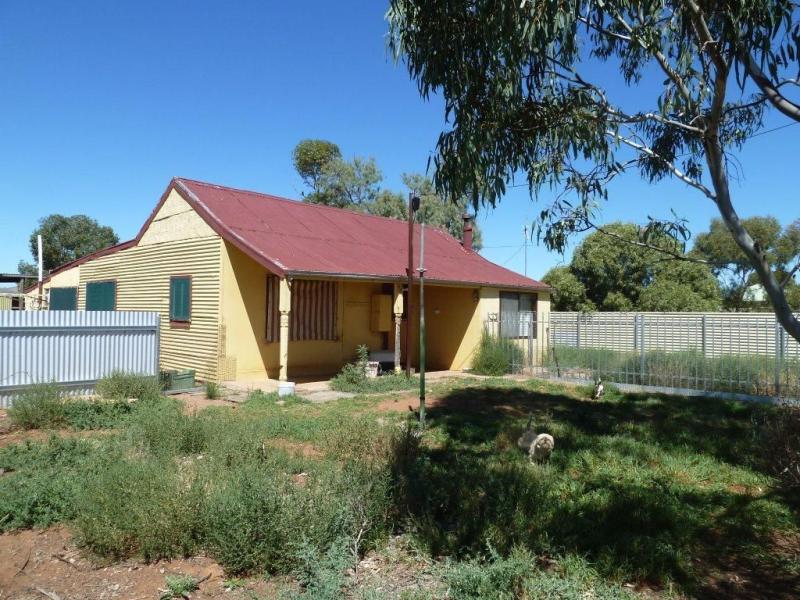 32 Eighth Street, Orroroo, SA 5431 Property Details