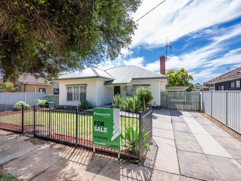 27 Regent Street, Shepparton, Vic 3630 House for Sale
