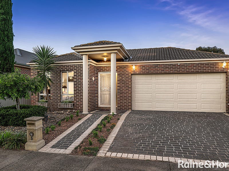 5 Parkin Avenue, Caroline Springs, VIC 3023