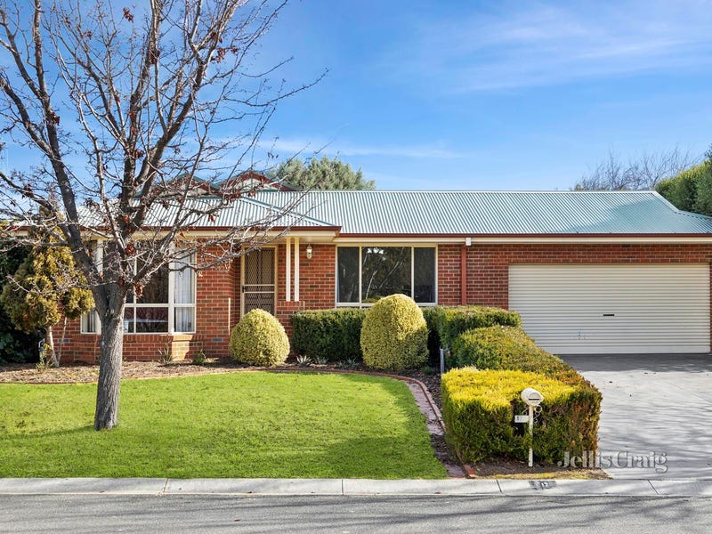 17 Lawrence Park Drive, Castlemaine, Vic 3450 House for Sale