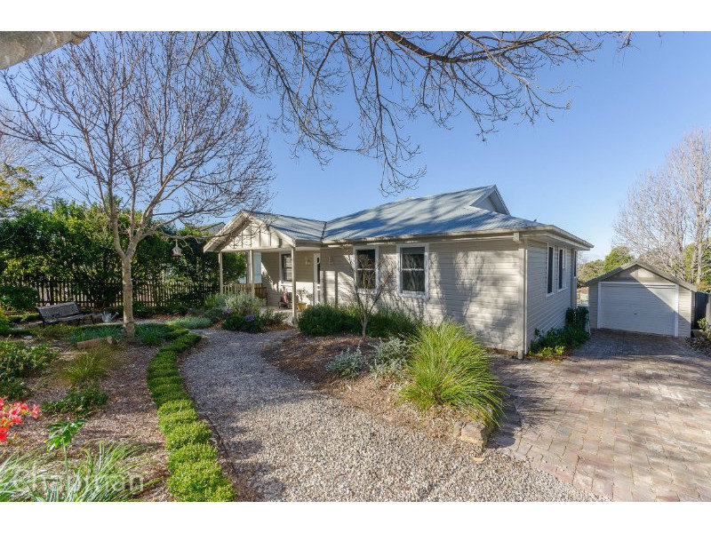 13 Mount Street, Glenbrook, NSW 2773 Property Details