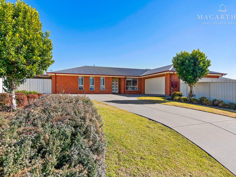 24 Pinnacle Place, Estella, NSW 2650 House for Sale