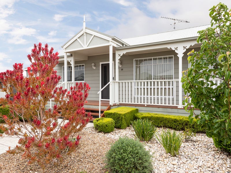 18 2 Cameron Street Cranbourne East Vic 3977 Retirement Living For Sale Realestate Com Au