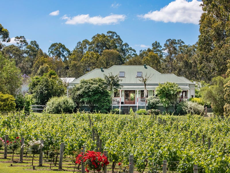 24/2 Oakey Creek Road, Pokolbin, NSW 2320 Property Details