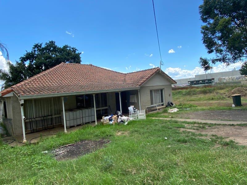 52 Turner Road, Smeaton Grange, NSW 2567