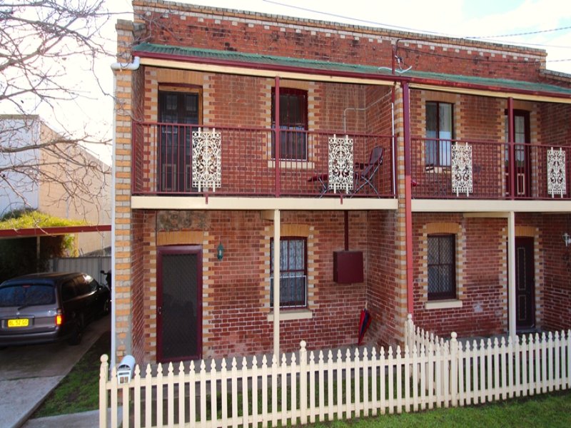 17 Russell Street, Gormans Hill, NSW 2795