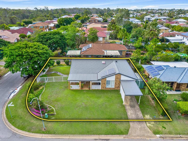 1 Fairway Place, Banyo, Qld 4014 Property Details