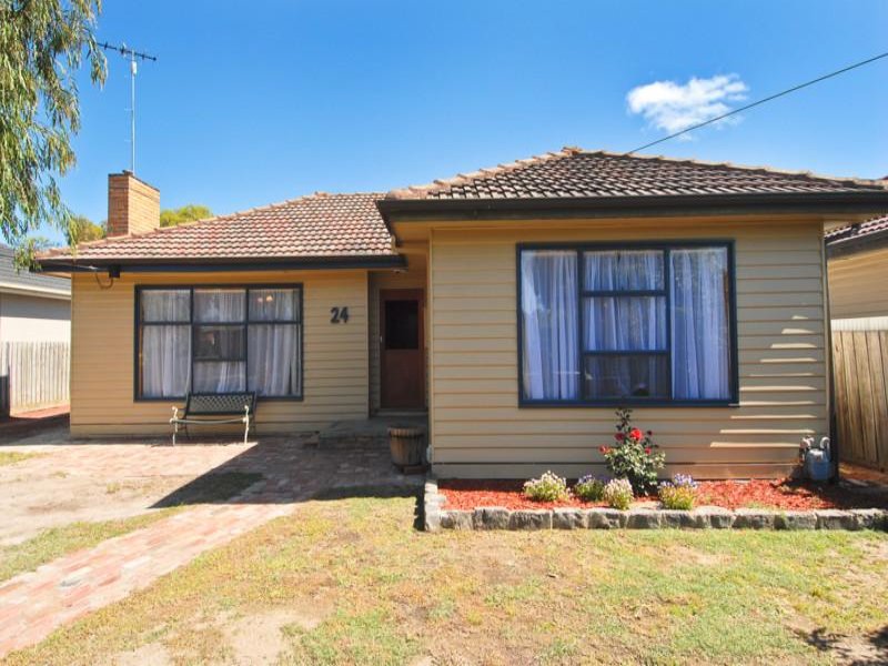24 Charles Street, Vic 3219 Property Details