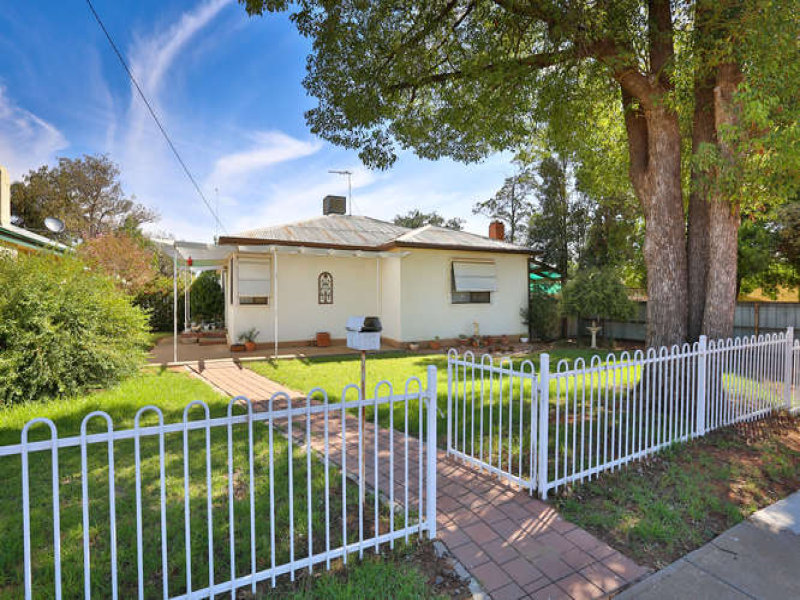 18 Millie Street, Dareton, NSW 2717