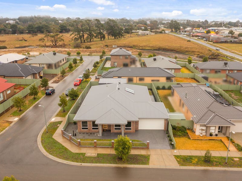 6 Smokehouse Avenue, Kilmore, Vic 3764 Property Details