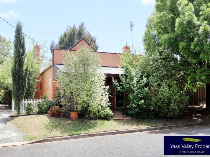 11 Leake Street, Bowning, NSW 2582 Property Details