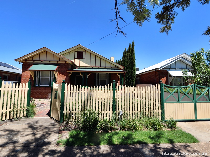 12 Murray Street, Wagga Wagga, NSW 2650