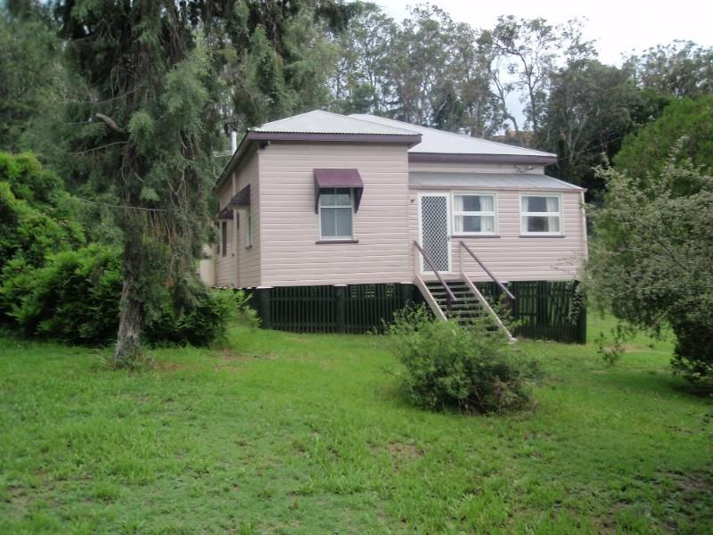 3 Weewondilla Road, Warwick, Qld 4370 Property Details