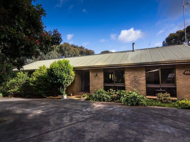 70 Dales Creek Avenue, Dales Creek, VIC 3341