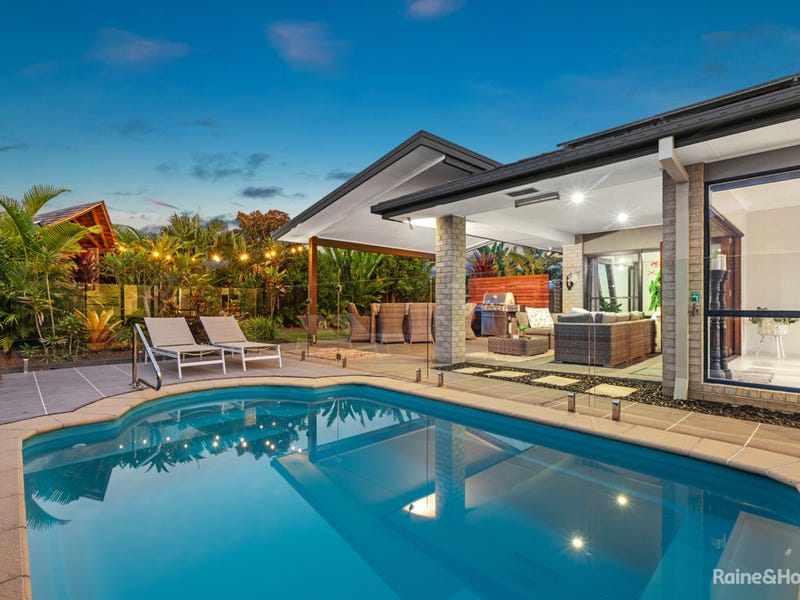 18 Narooma Street, Pottsville, NSW 2489 Property Details