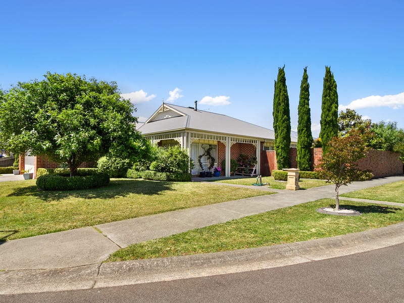 18 Galway Ct, Traralgon, Vic 3844 Property Details
