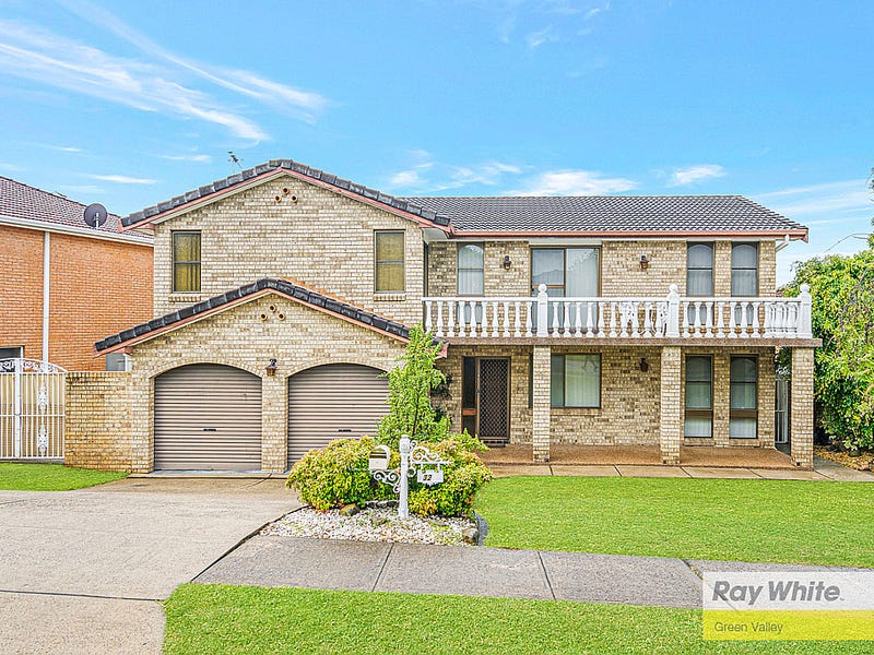 32 Boronia Road, Bossley Park, NSW 2176