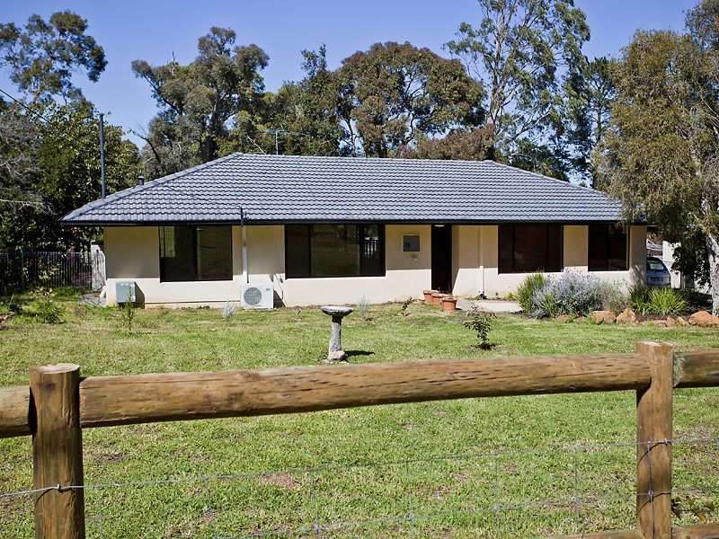 27 Mason Road, Kalamunda, WA 6076